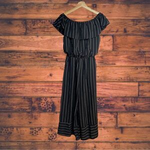Luxe Apothetique Black Pinstriped Off Shoulder Romper Medium- New